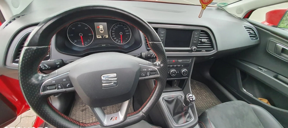 Seat Leon cena 49900 przebieg: 233000, rok produkcji 2015 z Szczecin małe 254